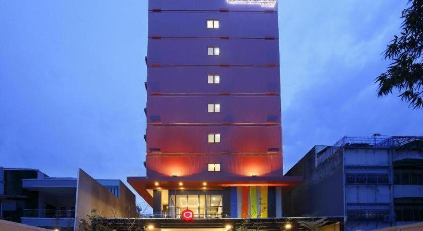 Amaris Hotel Pasar Baru Jacarta Exterior foto